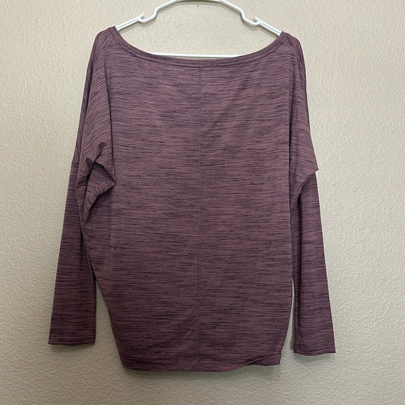 Athleta FLOW TOP ESSENCE SPACEDYE ColorFlora Mauve/ Spiced Cabernet size XS - Picture 3 of 5